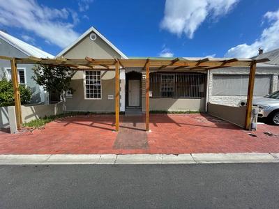 House For Rent in Claremont, Cape Town