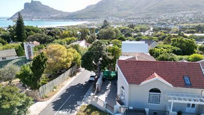 Apartment / Flat For Sale in Scott Estate, Hout Bay